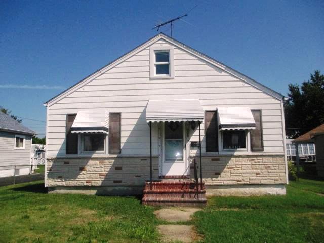 208 S Woodwell Rd, Dundalk, MD 21222 