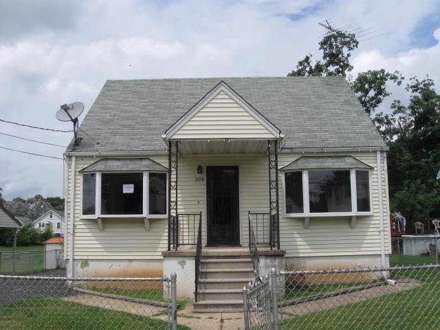 308 Nicholson Road, Baltimore, MD 21221 