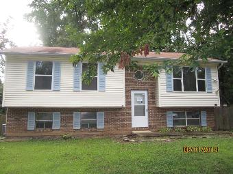 716 Alamo Ln, Lusby, MD 20657 