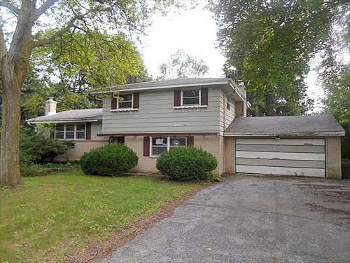 N59W21683 Silver Me, Menomonee Falls, WI 21683 