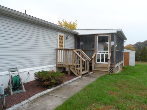 16 Clearlake Lane, Baltimore, MD 21220 