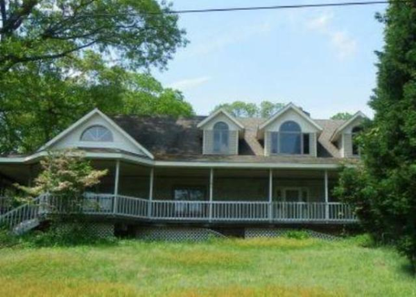 184 Southwood Road, Pasadena, MD 21122 