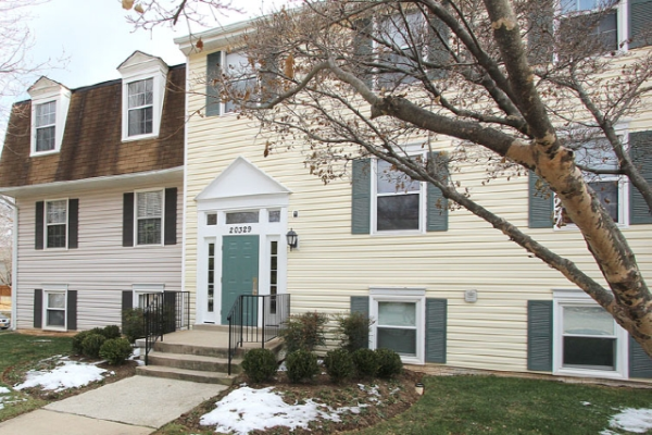 20329 Beaconfield Terrace Apt 201, Germantown, MD 20874 