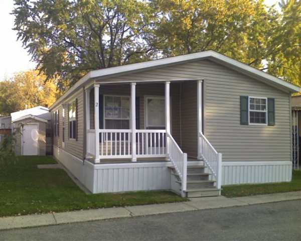 20832 Tuck Rd. #2, Farmington Hills, MI 48336 