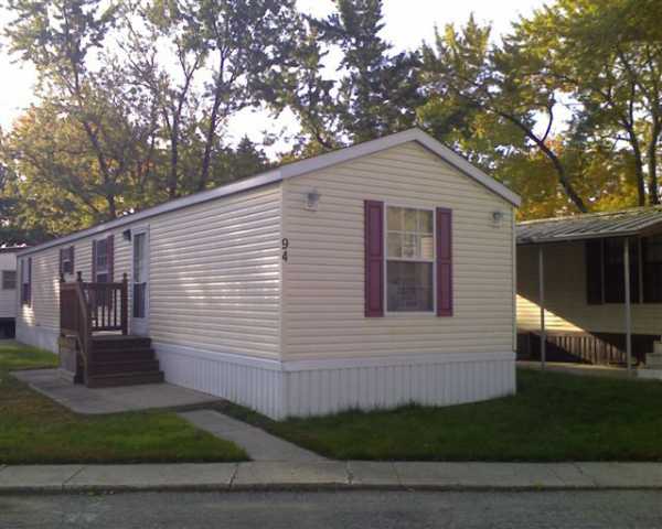 20832 Tuck Rd. #94, Farmington Hills, MI 48336 