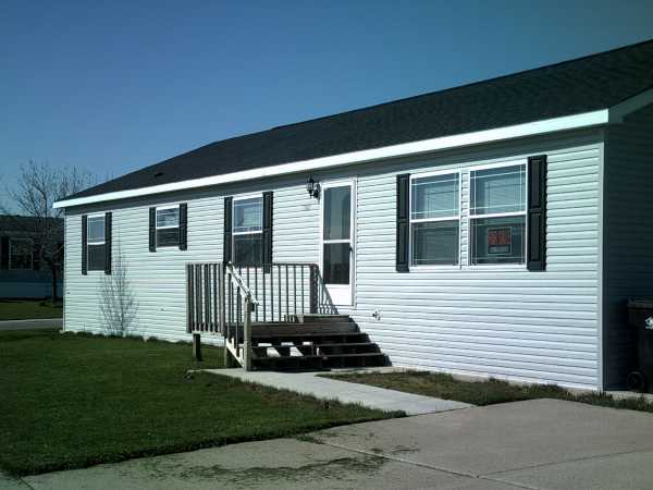 11601 Waverly Shores, Holland, MI 49424 