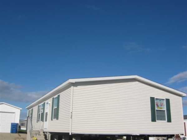 4328 Kingston Lane, Jackson, MI 49201 