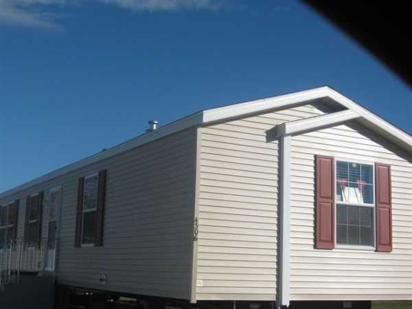 4164 Wellington, Jackson, MI 49201 