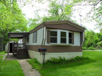 1327 Oakridge, Kalamazoo, MI 49004 