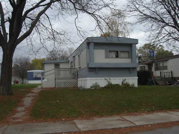 5898 W Maple, Romulus, MI 48174 