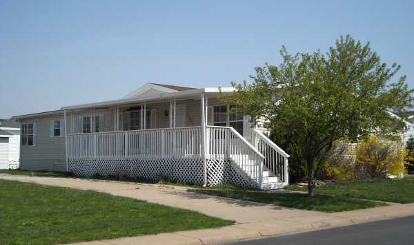 51332 Freedoms Way, Belleville, MI 48111 