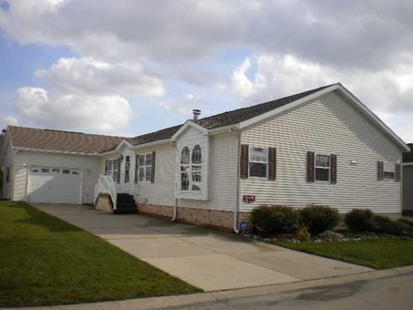45408 Montmorency Drive, Macomb, MI 48044 