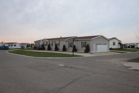 9643 Russell, Northville, MI 48167 