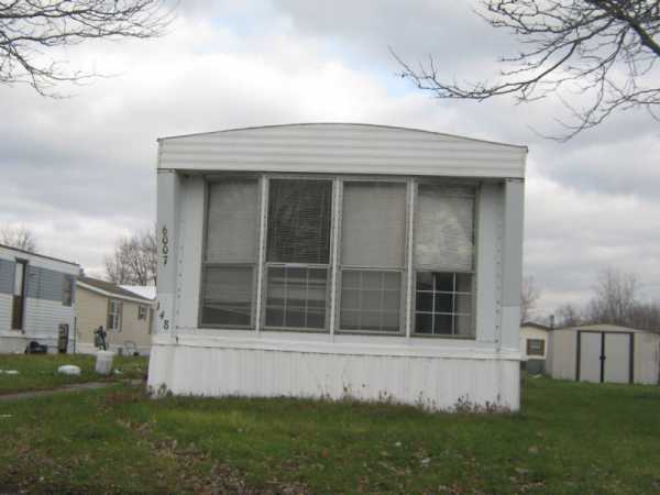 6007 W Maple, Romulus, MI 48174 