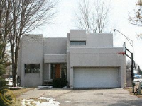 359 Beverly Estates Dr, Waterford, MI 48328 