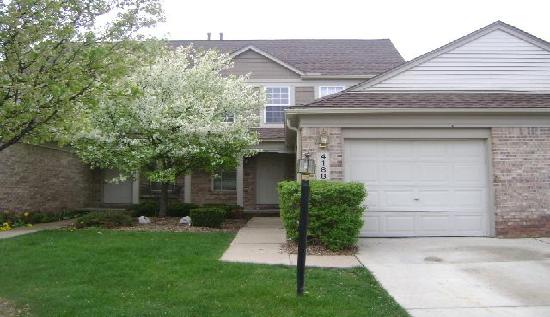 4188 Hunters Circle W, Canton, MI 48188 