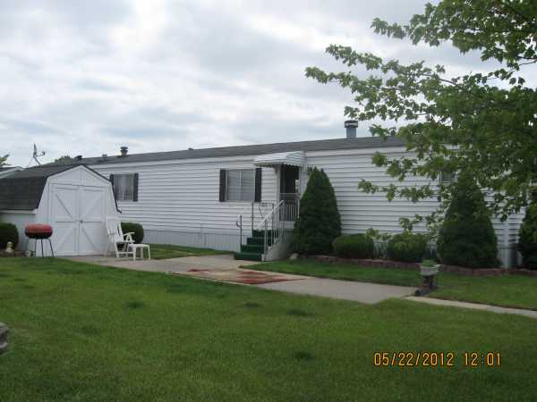 25201 Oxford, Woodhaven, MI 48183 