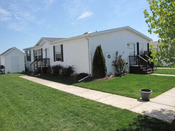146 Lincoln Circle, Saline, MI 48176 