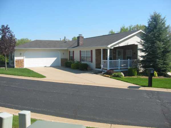 5298 Pine Arbor Ridge, Kalamazoo, MI 49004 