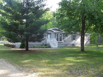 12975 Jacobsen Rd, Wellston, MI 49689 