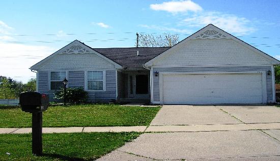 519 Victorian Lane, Belleville, MI 48111 