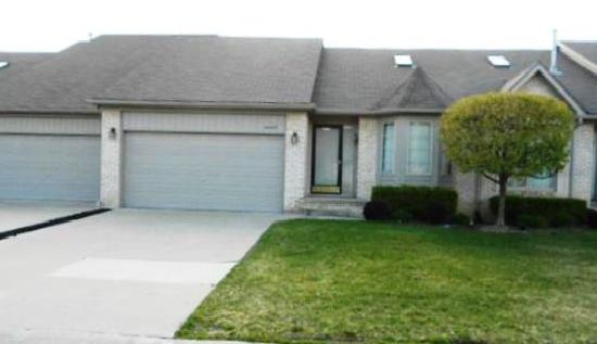 46337 Bentley Cir W 52, Macomb, MI 48044 