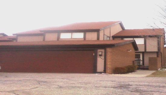 5266 Potamac Run S Unit# 74, West Bloomfield, MI 48322 