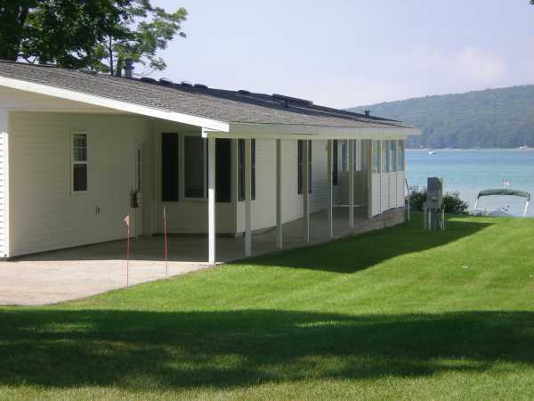 8531 S Dorsey Road, Empire, MI 49630 