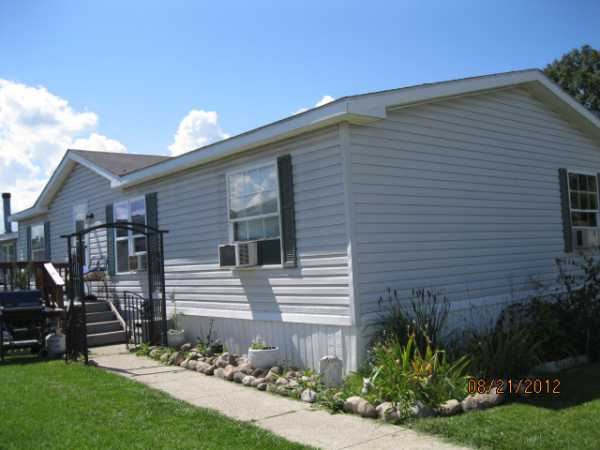 150 Nuttall Branch, Fenton, MI 48430 