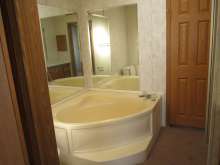 1400 Renfrew, Owosso, MI 48867 