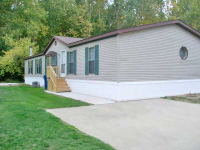 57 Carmell, Belleville, MI 48111 