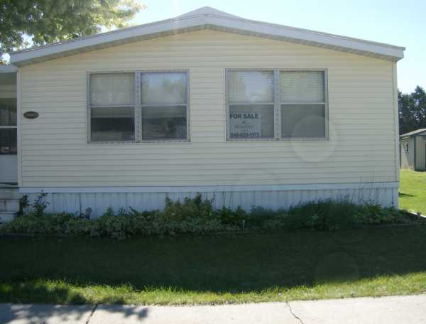 10080 Hutchinson, Davisburg, MI 48350 