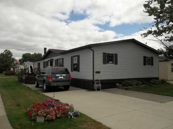 49958 Berkshire Drive E # 485, Shelby Township, MI 48315 