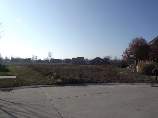 54197 Cascade Ct, New Baltimore, MI 48047 