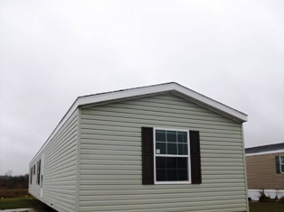42 Fir Dr, Mason, MI 48854 