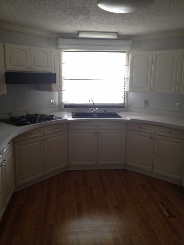 46537 Ecorse Rd. #24A, Belleville, MI 48111 