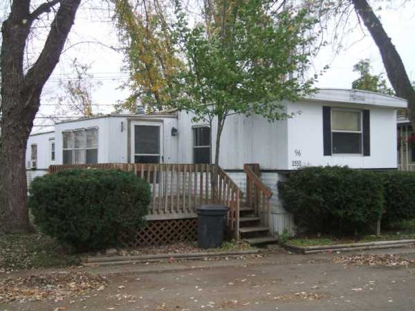 2555 Court, Brighton, MI 48114 