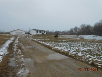 9147 Stony Point Hwy, Bellevue, MI 49021 