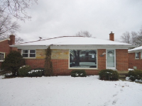 9136 Garfield, Redford, MI 48239 