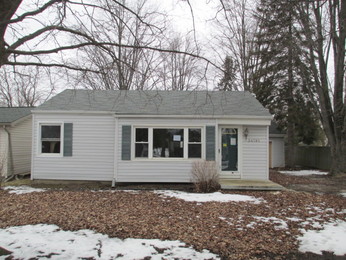 34781 Pratt Rd, Memphis, MI 48041 