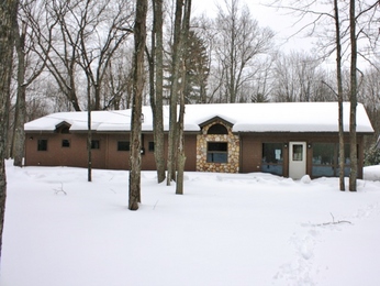 5055 Clubhouse Trail, Gaylord, MI 49735 