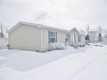 1373 Lalonde St, Cheboygan, MI 49721 