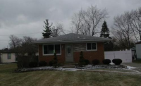 33745 Otto Ave, Fraser, MI 48026 