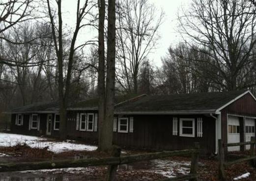 9935 E Sidney Rd, Carson City, MI 48811 