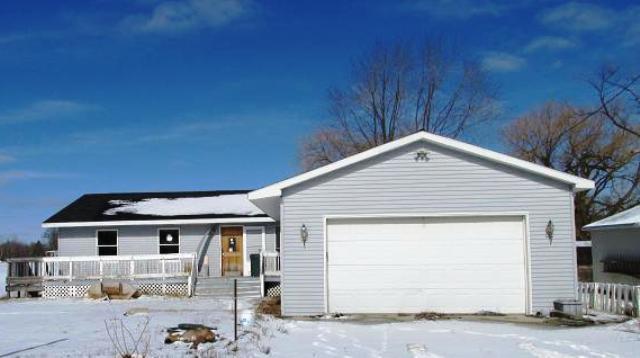 345 Olsen Dr, Sheridan, MI 48884 