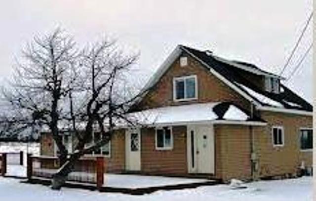 204 Bloomquist Rd, Iron River, MI 49935 