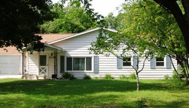 3118 W Genesee St, Lansing, MI 48917 