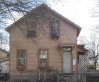 758 Lake Michigan Dr Nw, Grand Rapids, MI 49504 