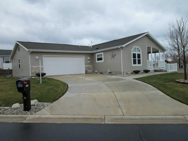 5244 Autumn Hill Drive, Kalamazoo, MI 49004 