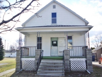 1416 S Van Buren St, Bay City, MI 48708 